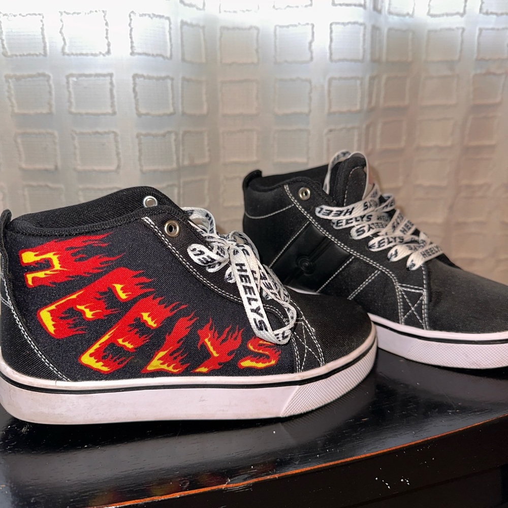 Heelys Kids Black Sneakers with Red Flame Design